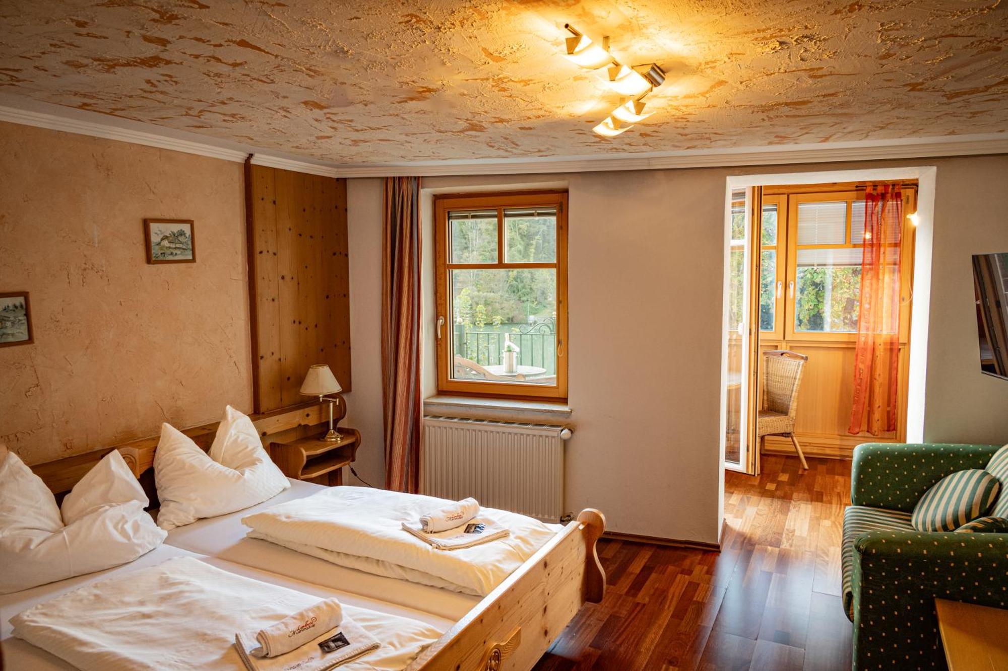 Landhotel Mariensaeule Wernstein am Inn Extérieur photo